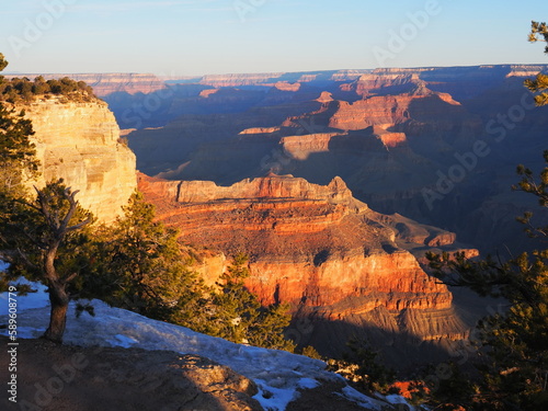 Fototapeta Naklejka Na Ścianę i Meble -  Grand Canyon at dawn