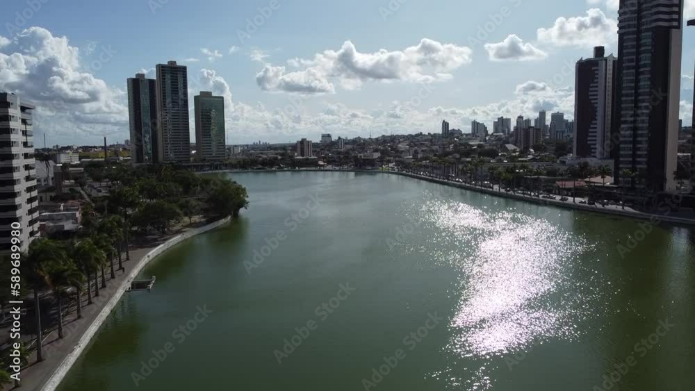 Açude Velho Hídrico Campina Grande Paraíba Nordeste Brasil Abastecimento Água Paisagem Urbano Prédios Lagoa Lago Verde Sesi Aéreo Drone Lazer Barragem Rio Reservatório 