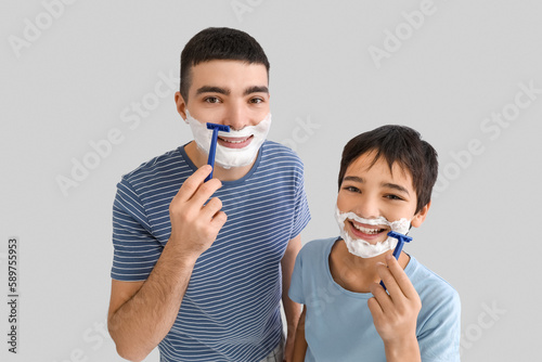 Father and his little son s...