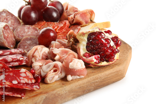 Gourmet charcuterie board w...