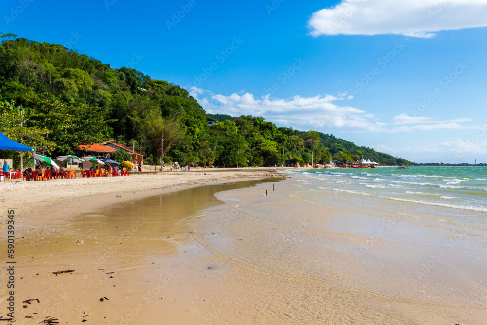 paisagem da Praia do Forte praia de jurere florianópolis santa catarina brasil jurerê internacional