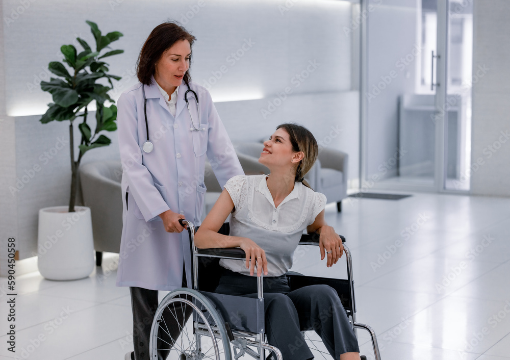 Doctor talks to the patient about the diagnosis and lab test results. Explaining how medical procedures work and giving patients advice about hygiene, preventive care, lifestyle changes and dieting. Doctor talks to the patient about the diagnosis and lab test results. Explaining how medical procedures work and giving patients advice about hygiene, preventive care, lifestyle changes and dieting.