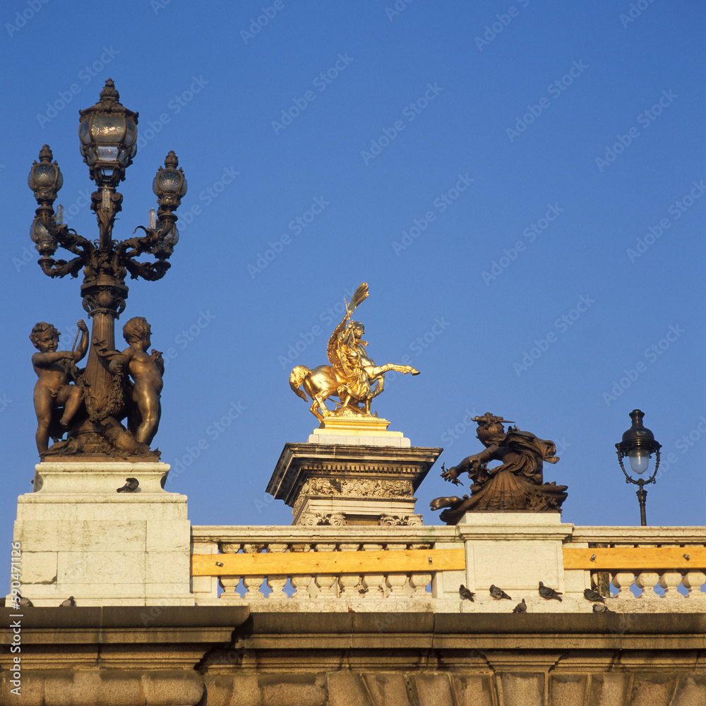Obraz premium Frankreich, Paris, Pont Alexandre III,