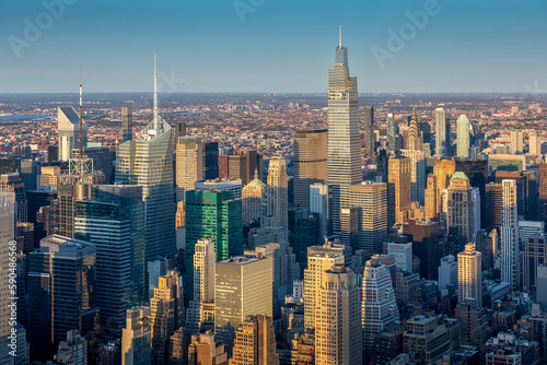 New York, USA - April 30, 2022: Nice view of skyscrapers at sunset in Manhattan, New York City © JEROME LABOUYRIE