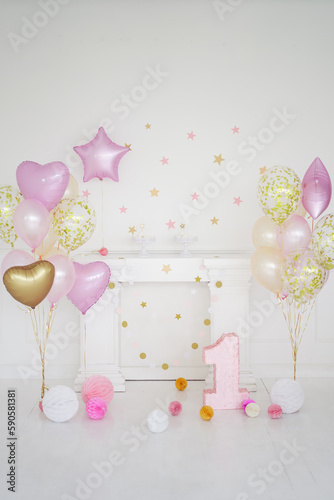 Balloon decoration for baby girl birthday party