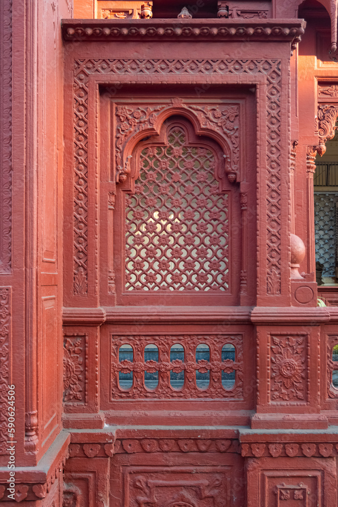 Decorative Jali, Railing, Pillars & Arches of Gurudwara Shri Guru Singh Sabha, Indore. Shri Guru Nanak Devji Sikh Gurudwara, Indore. Stone Carved Jali, Railing, Pillars & Arches. Indian Architecture.