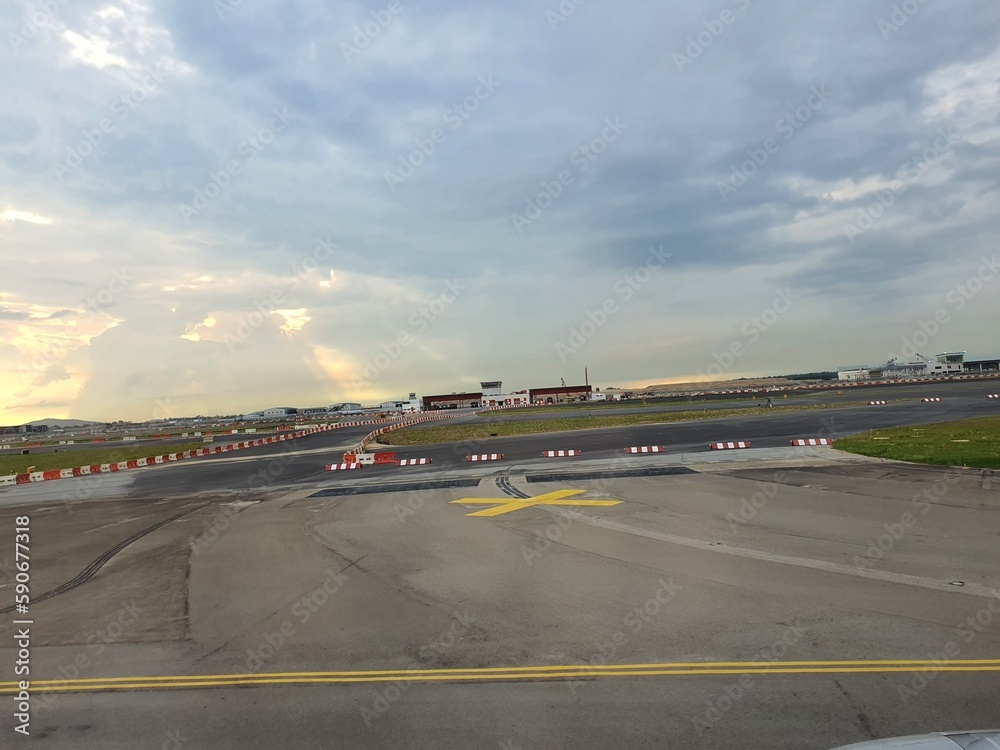 Fototapeta premium traffic on the highway