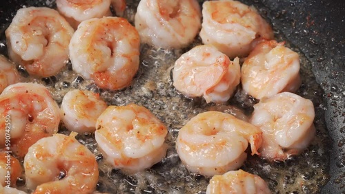 The cooking process of special Chinese food Dutch peas fried shrimp