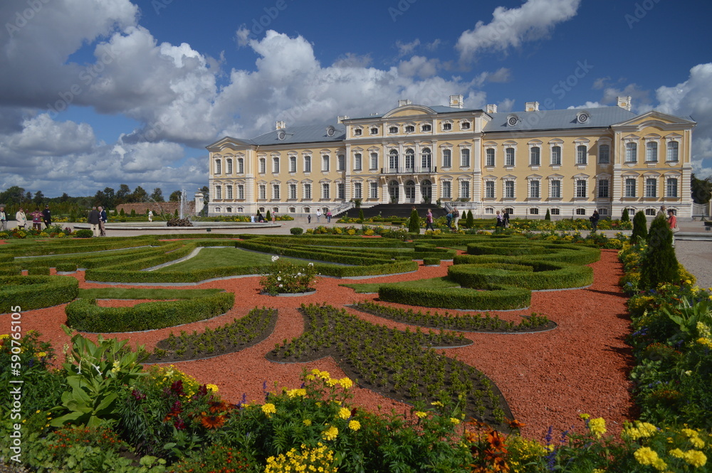 Pils Rundale royal palace in Latvia
