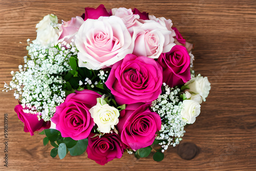 beautiful bouquet of red and pink roses, mother's day, wedding, floral decoration © Lemone