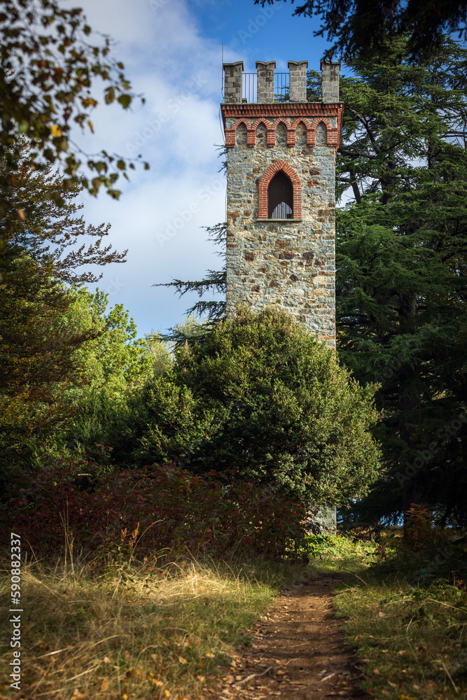 Il Parco della Burcina in Autunno a Biella in Piemonte Il Parco della Burcina in Autunno a Biella in Piemonte