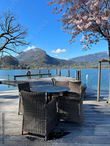 Vue du Lac d'Annecy depuis Talloires-Montmin