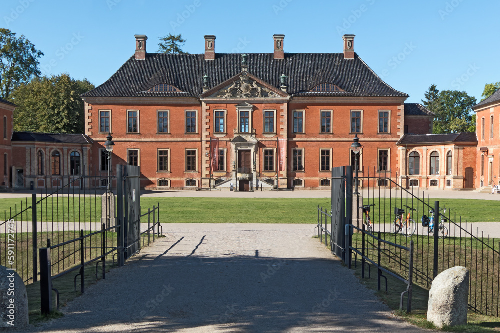 das historische Schloss Bodmer liegt im idyllischen Klützer Winkel zwischen Lübeck und Wismar an der Mecklenburgischen Ostseeküste