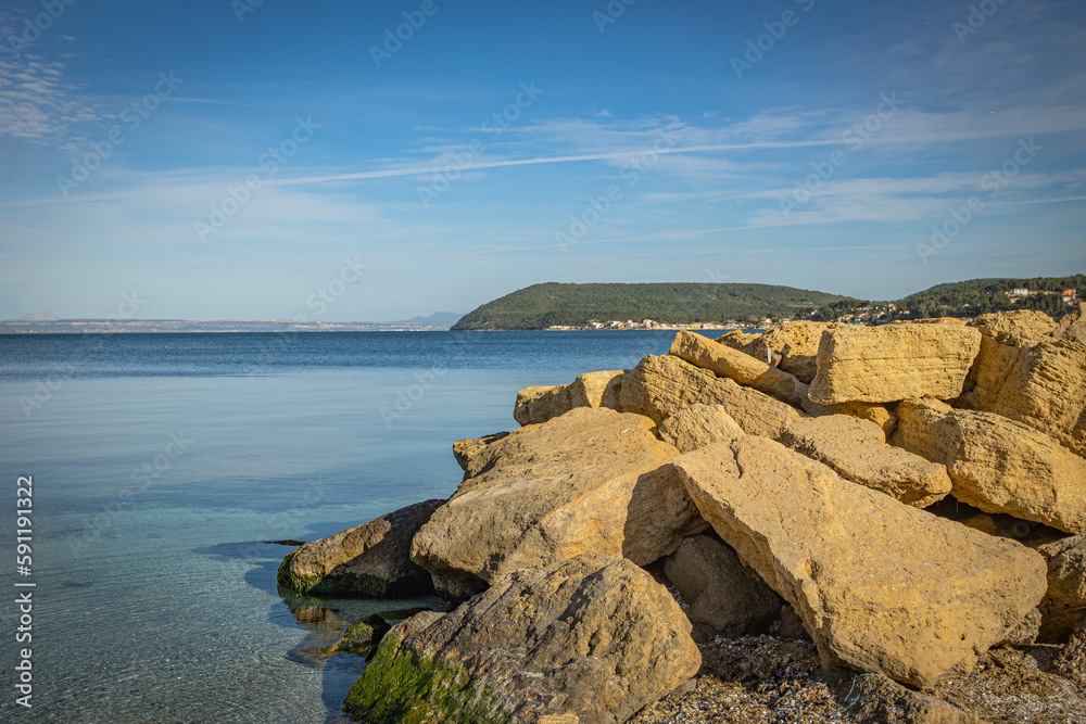 plage du Ranquet sur l'étang de Berre à Istres