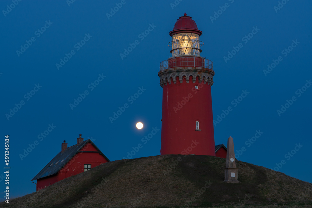 Leuchtturm Bovbjerg Fyr vor Vollmond Leuchtturm Bovbjerg Fyr vor Vollmond