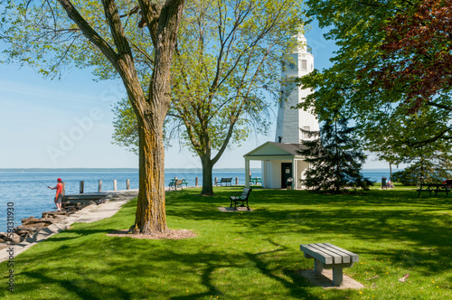 Obraz na płótnie Kimberly Point Lighthouse At Kimberly Point Park on Lake Winnebago, Neenah, Wisconsin w salonie