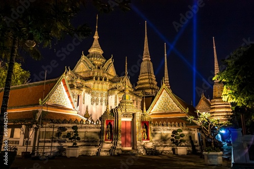 Aerial view of Wat Phra Chetuphon temple in Thailand © Malako/Wirestock Creators
