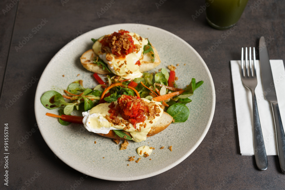 Toast with Egg, Cheese and Vegetables