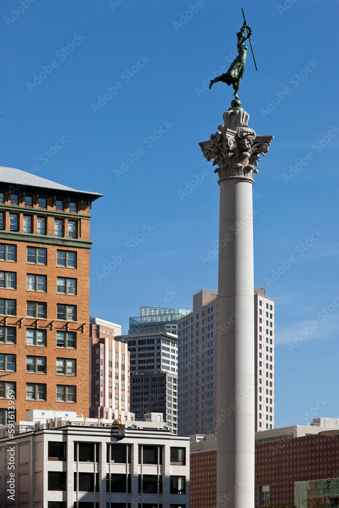 Dewey Monument, Union Square, San Francisco, California, USA Dewey Monument, Union Square, San Francisco, California, USA