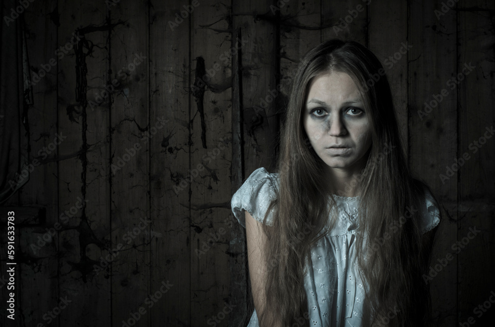 Fototapeta premium Horror girl in white dress