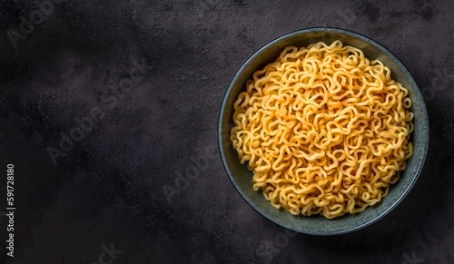 Quadro em tela instant noodles in white plate top view