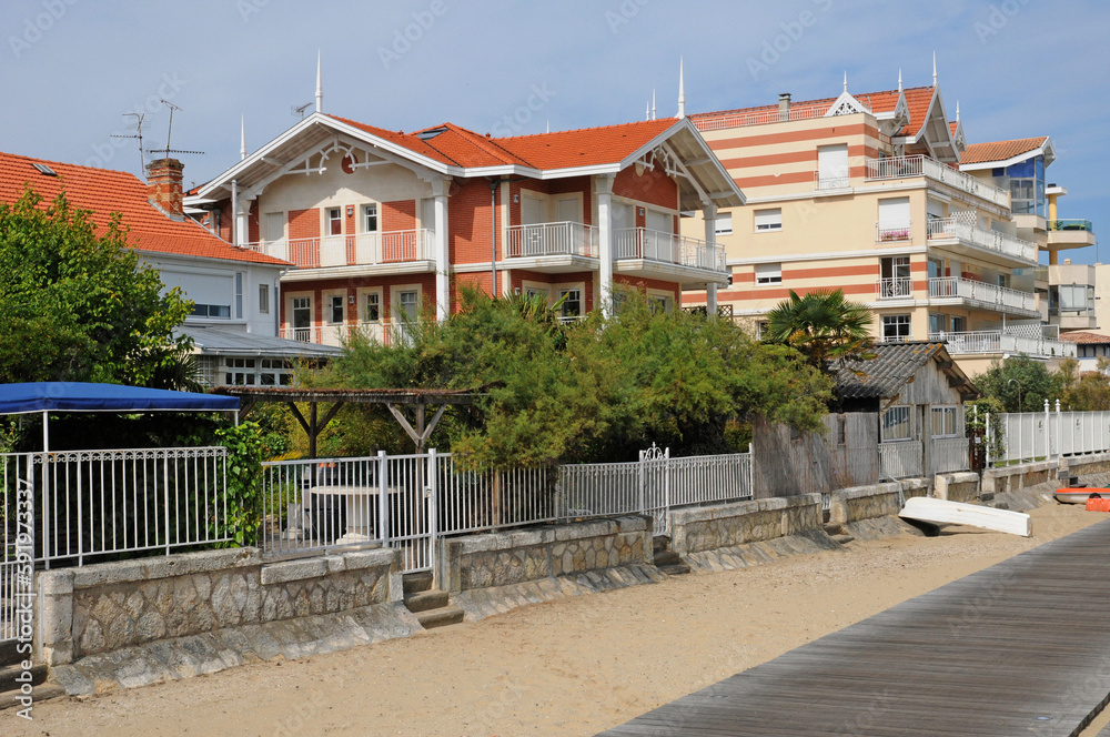 France, a sea front walkway in Arcachon