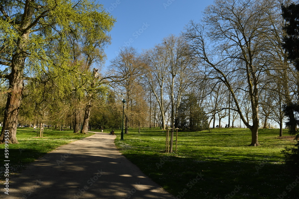 Le parc de Vichy en été