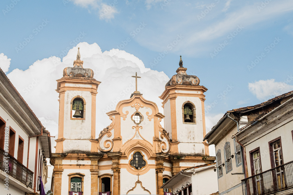 Fototapeta premium Ouro Preto, Minas Gerais, Brazil – April, 7, 2023. View of the Nossa Senhora do Pilar Church, famous because of its interior, full of gold.