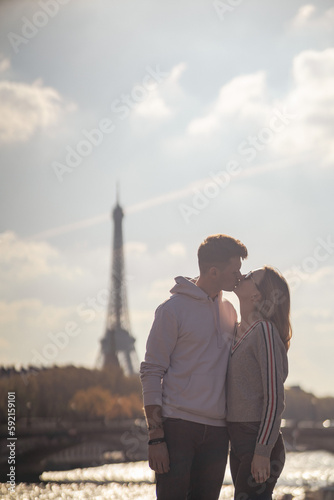 Couple and eiffel tower