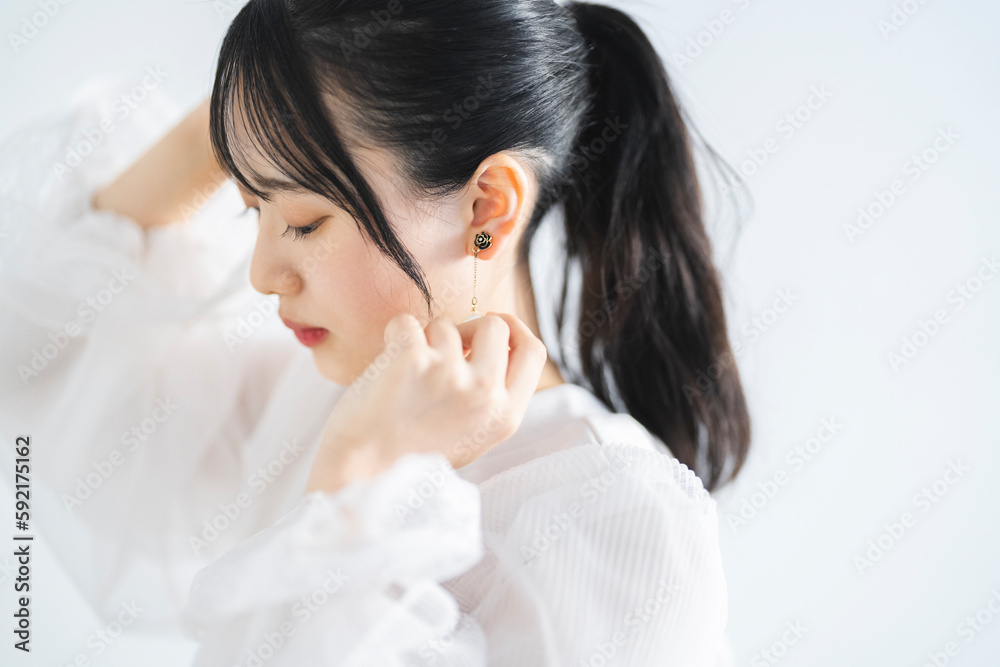 爽やかな若い女性