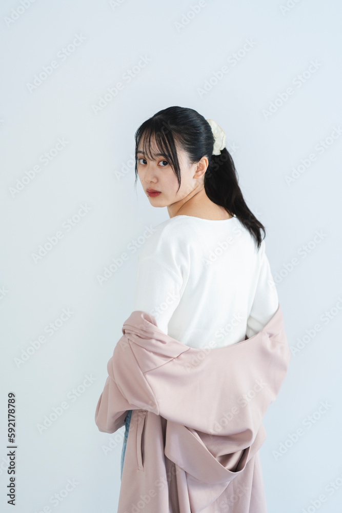 若い爽やかな女性 若い爽やかな女性
