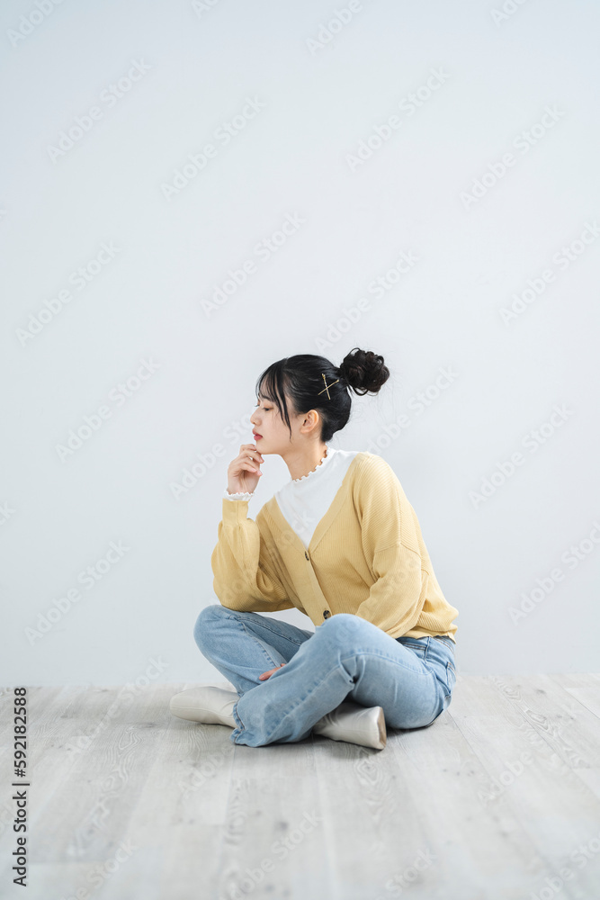 爽やかな若い女性 爽やかな若い女性