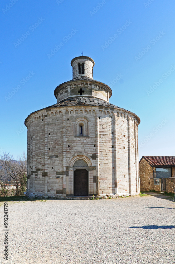 Fototapeta premium Il Tempio di San Tomè, Almenno San Bartolomeo - Bergamo