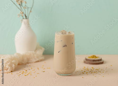 Fresh tone, picturesque milk tea fruit tea drink