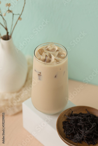 Fresh tone, picturesque milk tea fruit tea drink