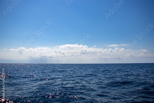 Fototapeta Naklejka Na Ścianę i Meble -  sea and clouds