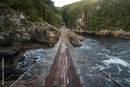 Hängebrücke im Tsitsikamma Nationalpark in Südafrika photo