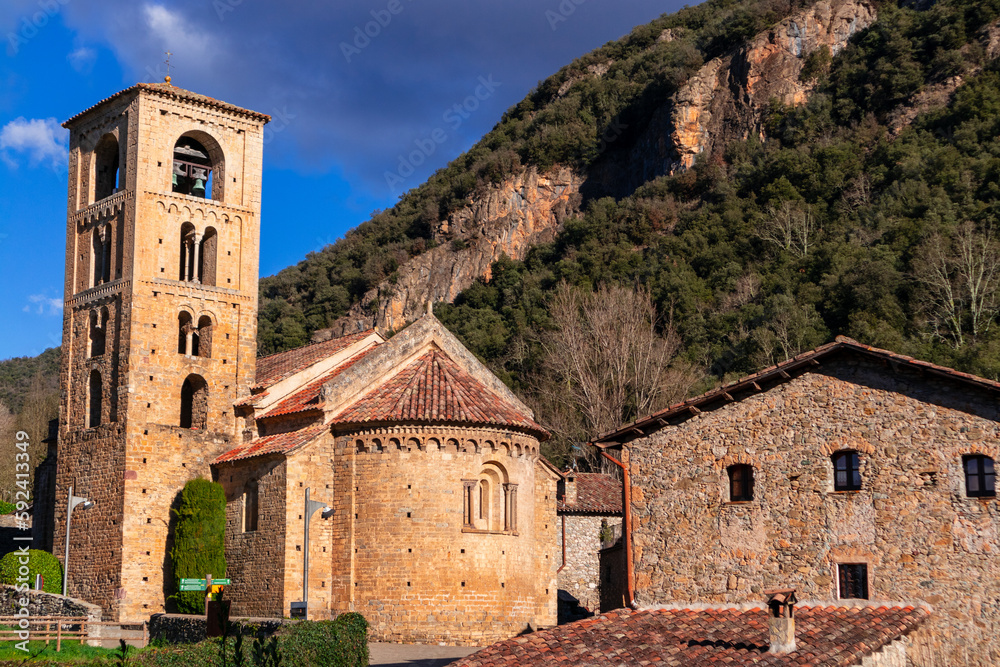 Iglesia de San Cristobal en Beget, Comarca del Ripolles, Catalunya, España