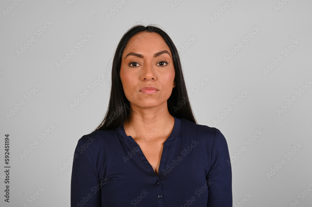Obraz premium Latin woman expressions
