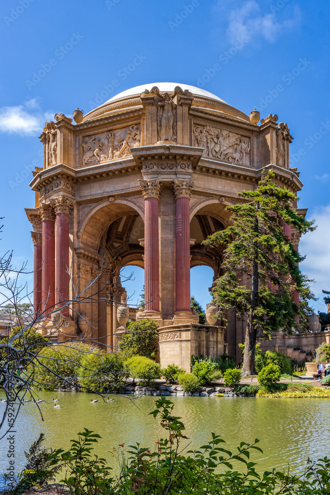 The Palace of Fine Arts of San Francisco is a monumental structure originally constructed for the 1915 Panama-Pacific Exposition in order to exhibit works of arts.. The Palace of Fine Arts of San Francisco is a monumental structure originally constructed for the 1915 Panama-Pacific Exposition in order to exhibit works of arts..