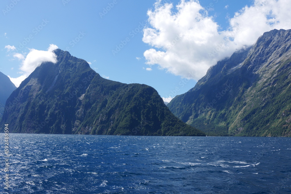 Milford Sound in den Neuseeländischen Alpen in Neuseeland