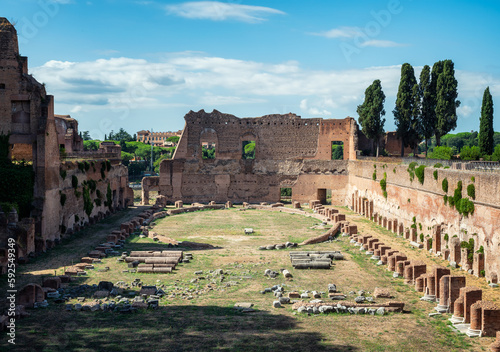 Foto The ruin of the Hippodrome of Domitian (Stadio Palatino) in Roman Forum (Foro Ro