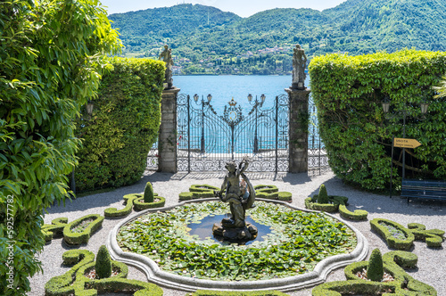 Obraz na płótnie Park at Villa Carlotta, Como Lake, Italy w salonie