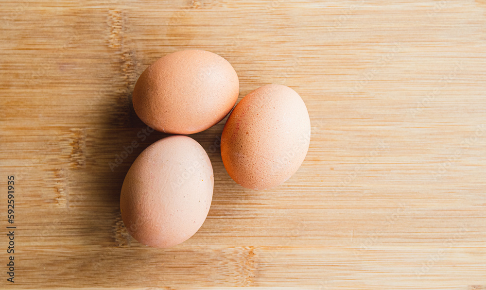 Three egs Three egs