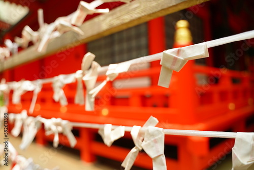 江ノ島、えのしま、エノシマ、神奈川、日本、観光、神社、お参り、初詣、はつもうで、建物、赤い、木造、仏教、神、信仰、 photo