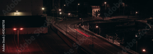 Straße bei Nacht © Jonas Wakewood