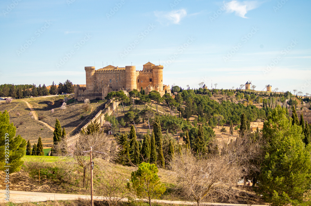 Medieval walled castle in the municipality of Belmonte.