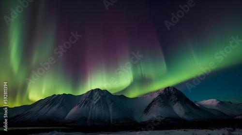 Northern Lights over moutnains © Keir
