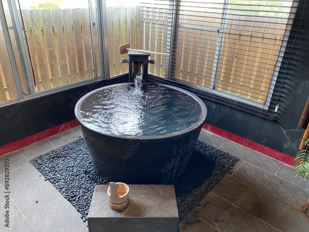 1000_F_592829373_RSTNlwaSkTrMx