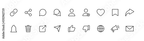 Social media thin line icon set.  Vector EPS 10